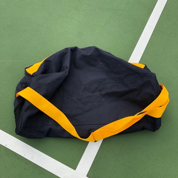 Nautica Bags Vintage Nautica 9s Duffel Gym Bag Poshmark